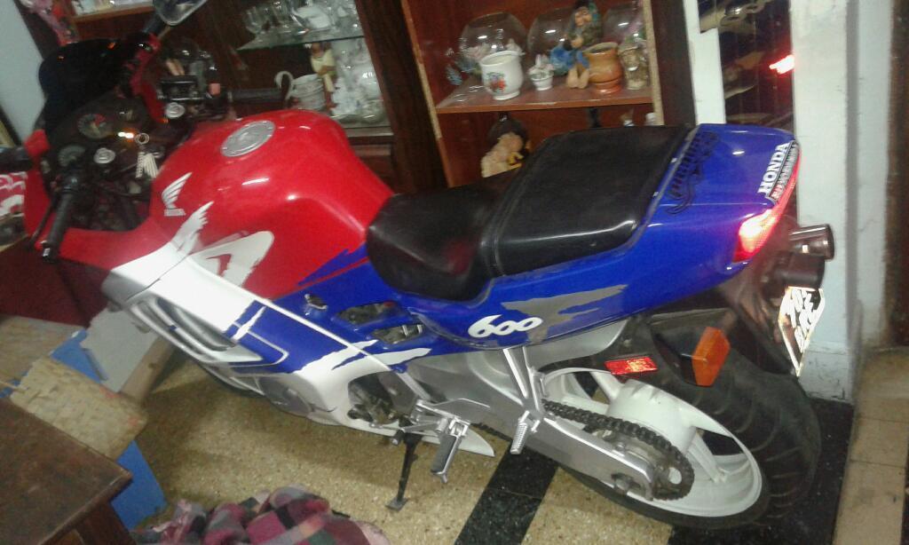 Vendo Cbr 600 F3 Supersport,tomo Permuta