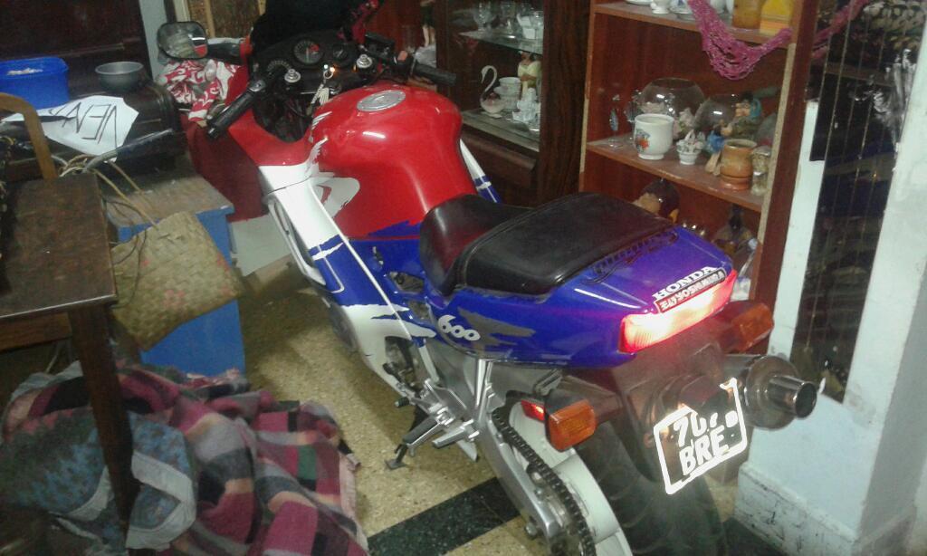 Vendo Cbr 600 F3 Supersport,tomo Permuta