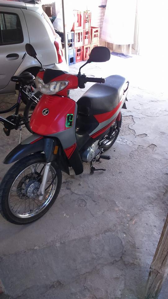 vendo zb 2012 al dia muy buen estado