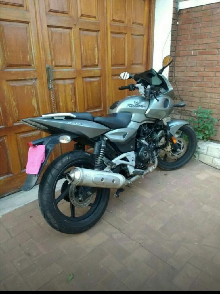 Rouser 220f 2011