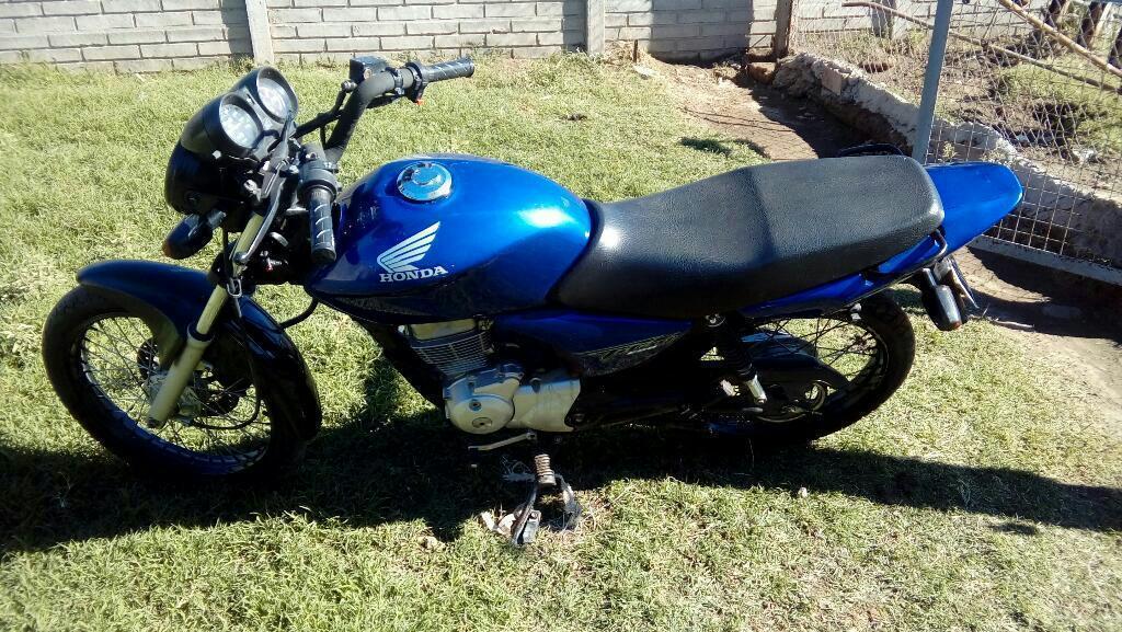 Vendo O Permuto Cg 150. 2013