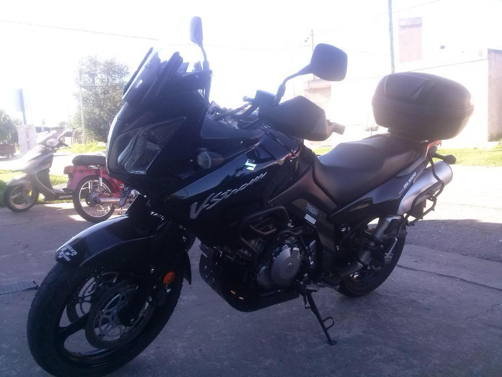 SUZUKI VSTROM DL 1000 7500 MILLAS UNICA