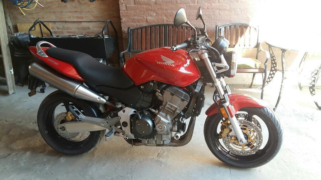 Honda Hornet 919cc Mod 2005. Impecable