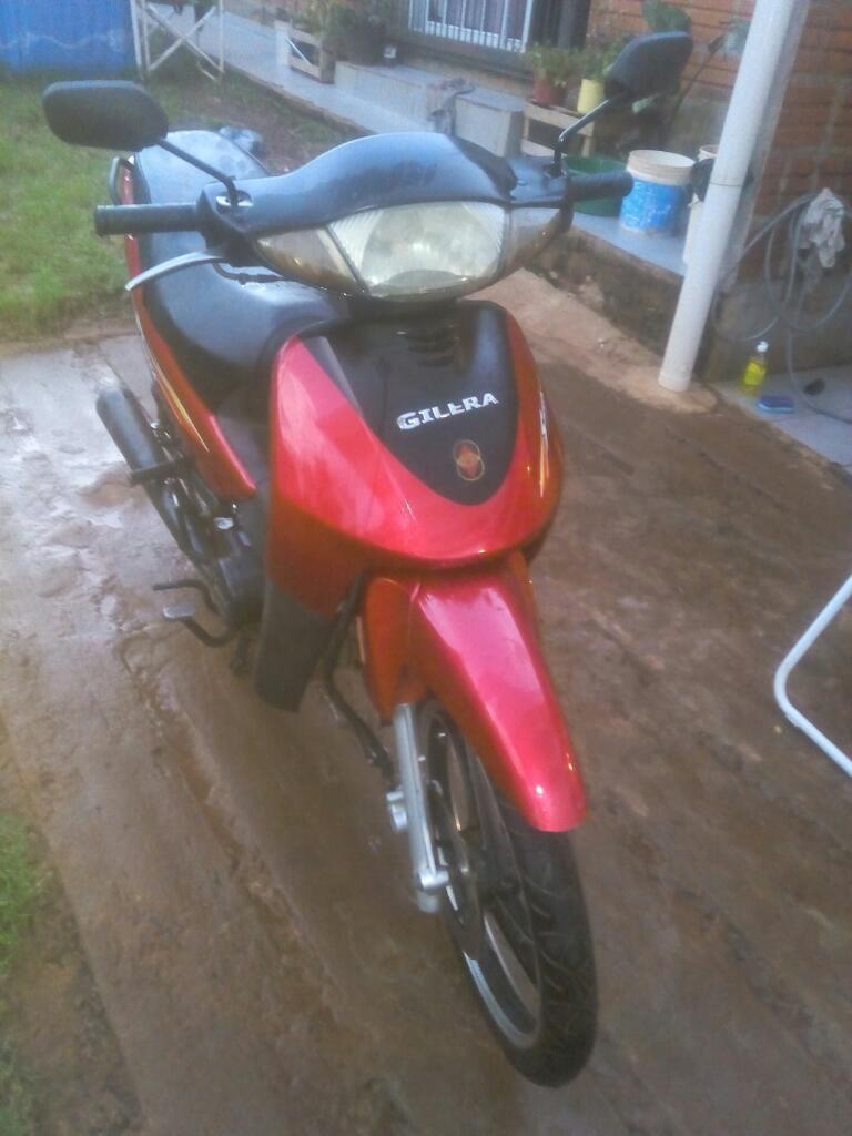 Vendo O Permuto por Otra Moto