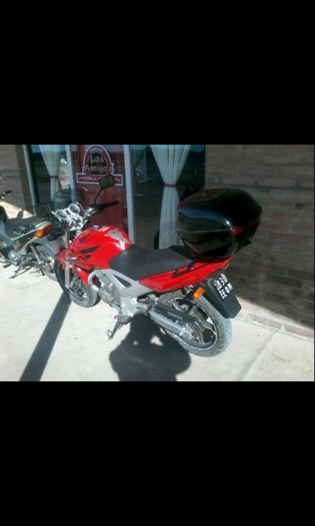 Vendo Twister Recibo Moto Parte Pago