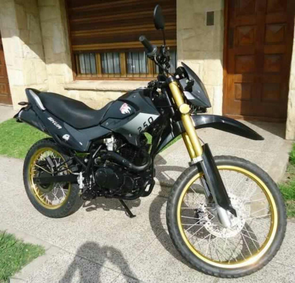 Motomel Skua 250