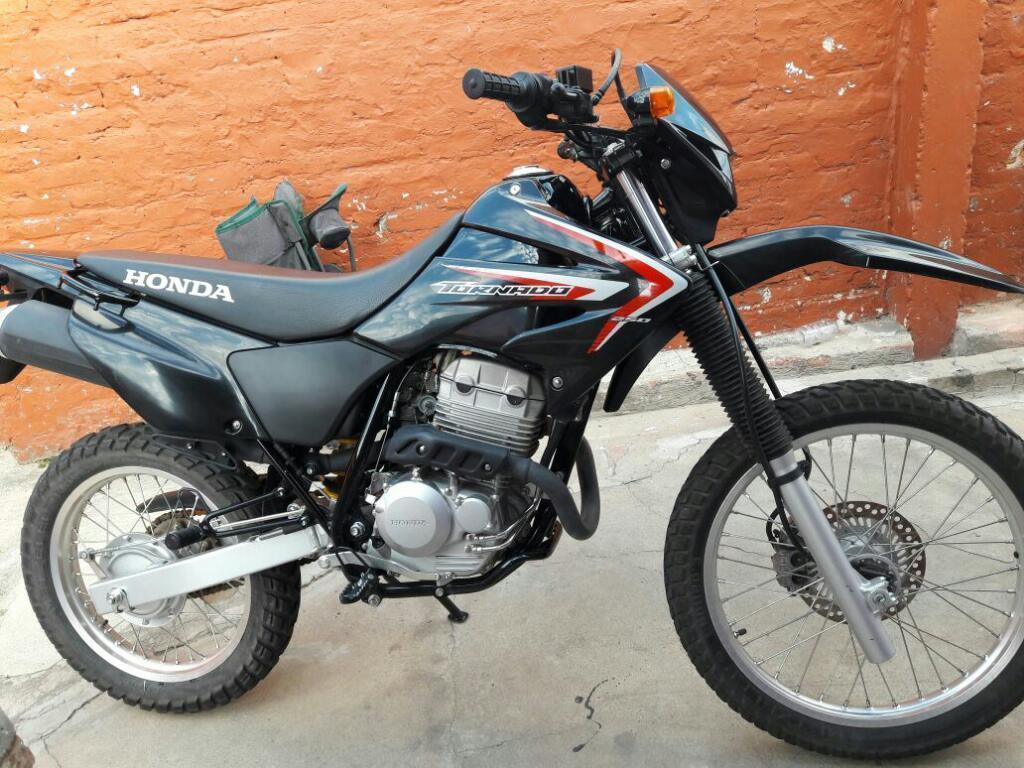 Vendo Honda Tornado