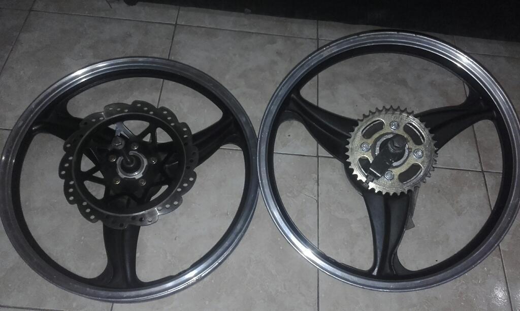 Vendo Llantas de Gilera Vc