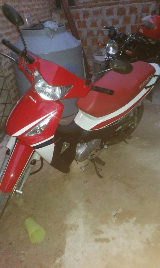 Vendo Honda Biz Limitada Modelo 2016