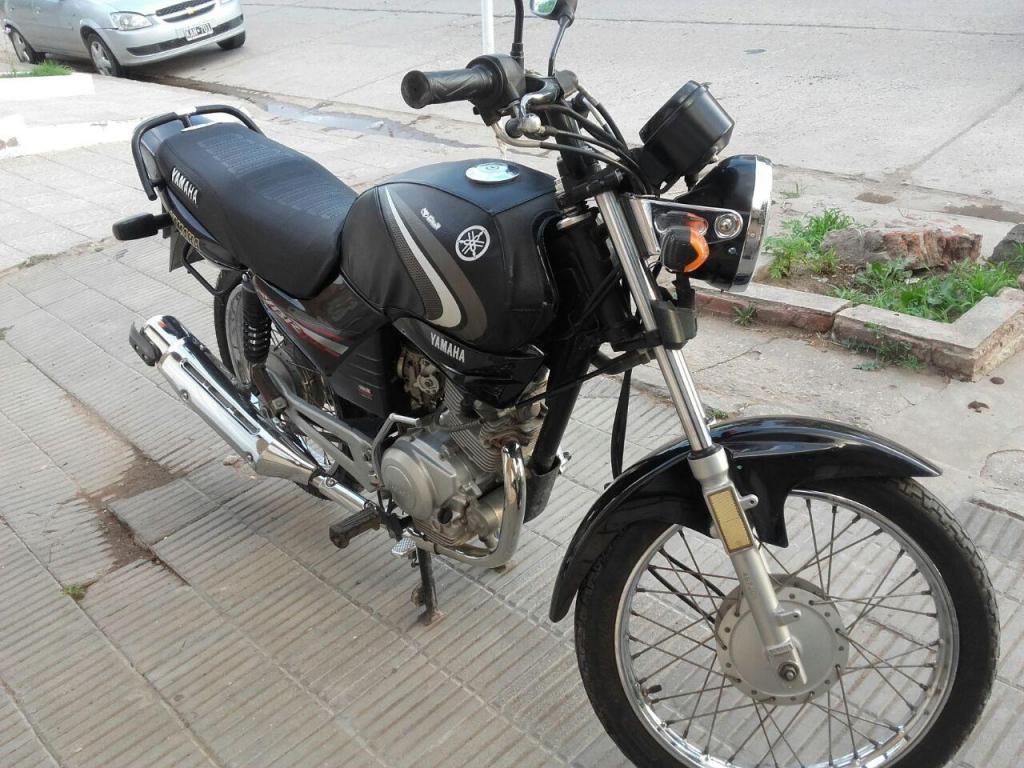 YAMAHA YBR 2013 COM VTV 2018 AL DIA 27.000$ CONTADO 30.000$ PERMUTA NO TOMO 110CC ING. WHITE 2914290171 WHATSAPP