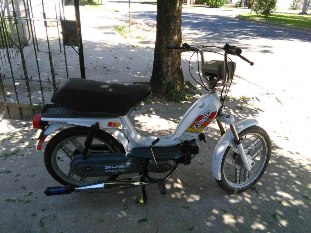 Ciclomotor Zanella Due 50cc llevada a 80cc