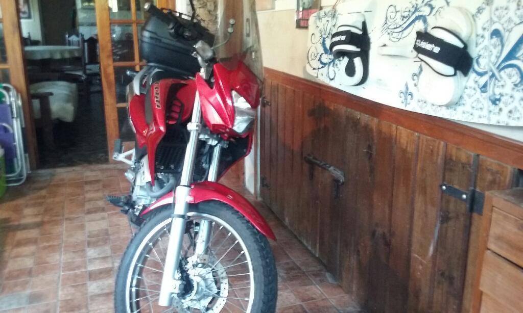 Vendo Honda Falcon 400 2015