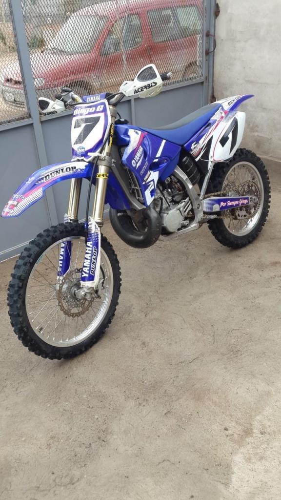 Vendo Moto Yamaha YZ 250 2T 2011