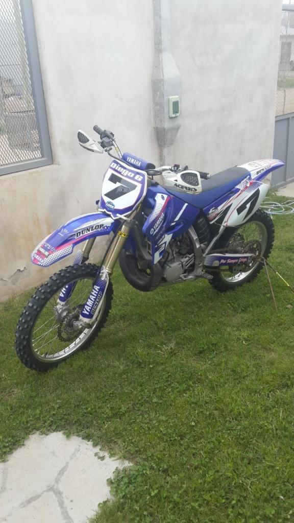 Vendo Moto Yamaha YZ 250 2T 2011