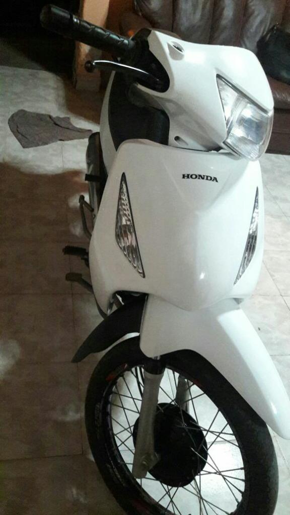 Honda Biz Modelo 2014 Muy Linda