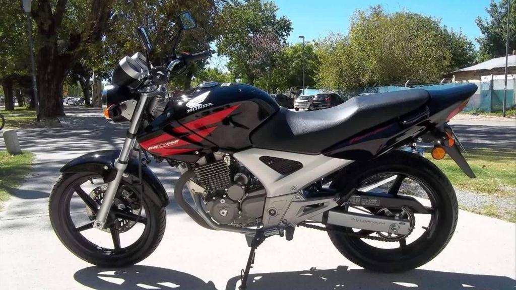 VENDO HONDA TWISTER 250