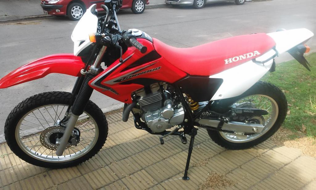 Honda tornado 2015