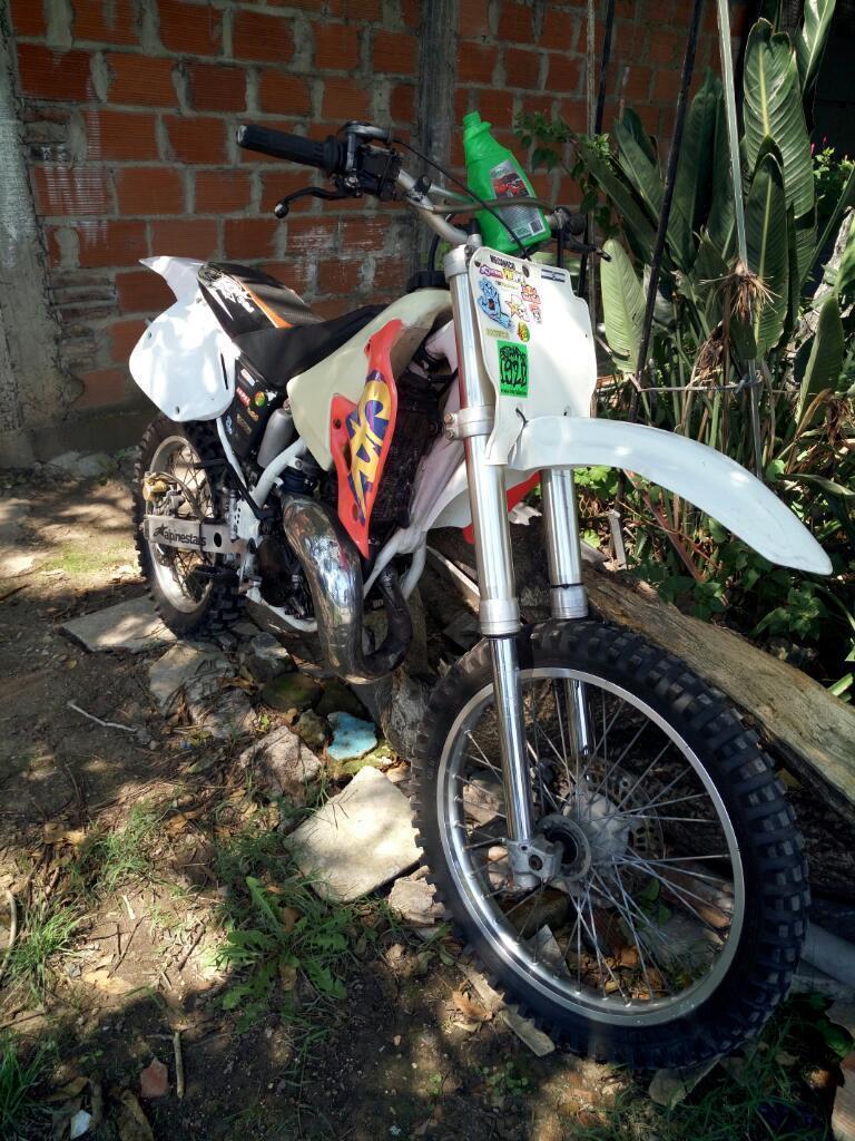 Hinda Cr 125