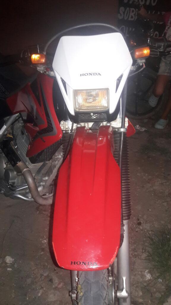 Vendo Honda Tornado