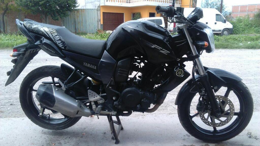 Venta de Fz16 Modelo 2013 en Buen Estado