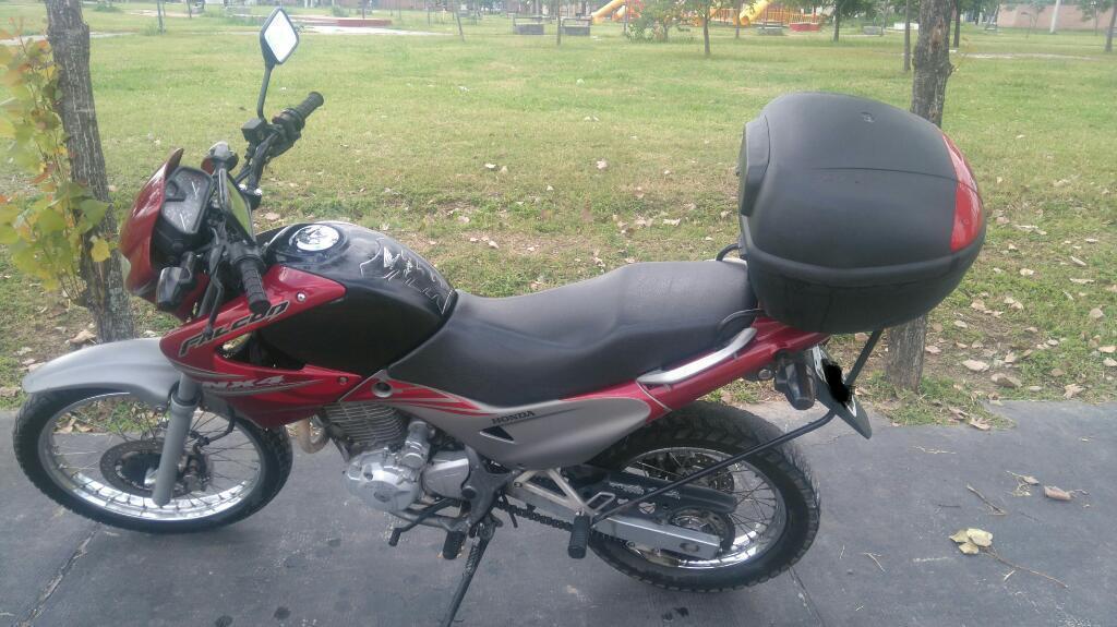 Falcon Nx 400. Modelo 2013