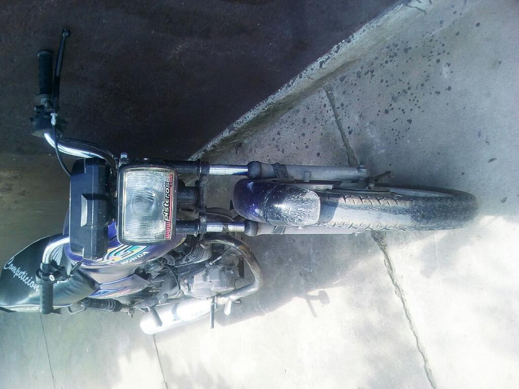 Vendo Cg Faro Cuadrado