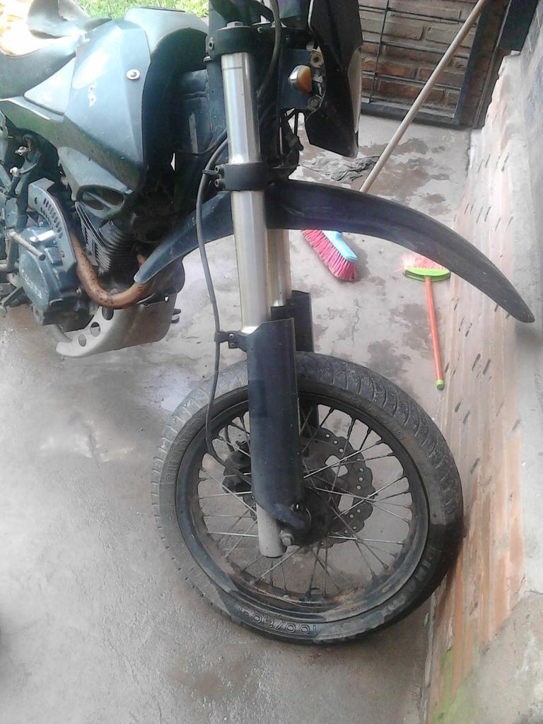 Gilera Motard 200 Mod 2010