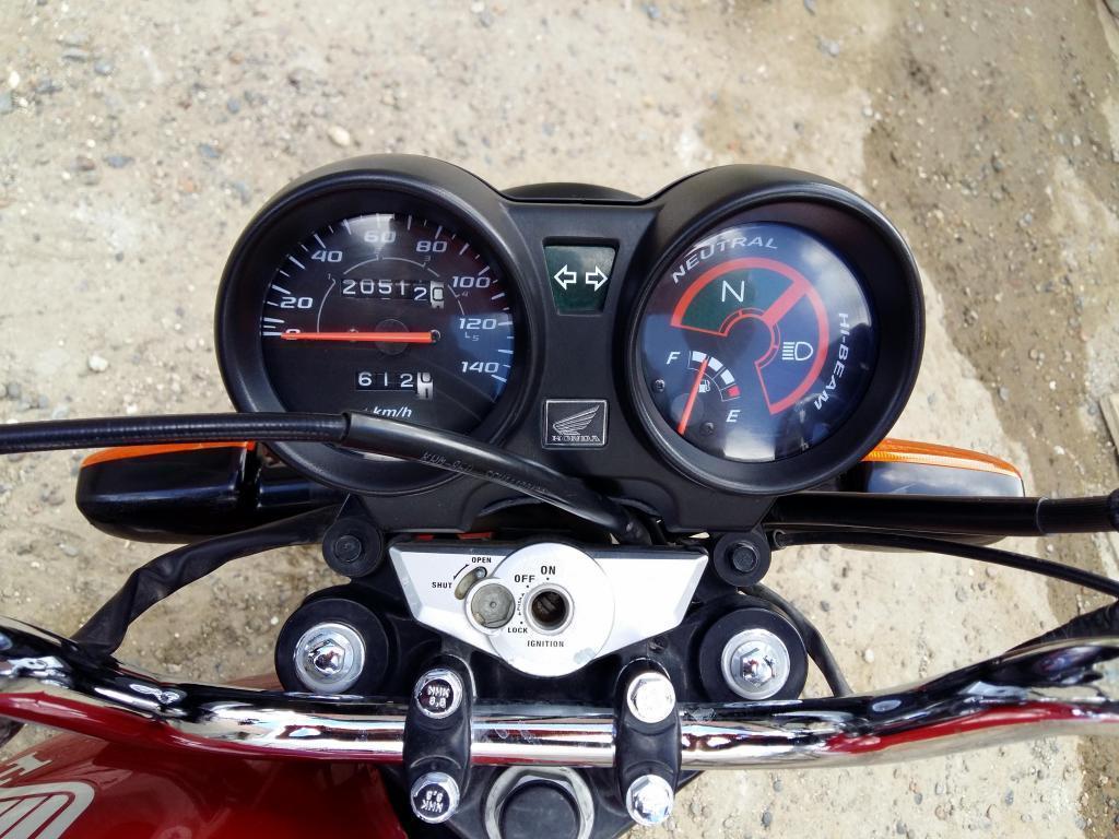Vendo Moto Honda 150cc