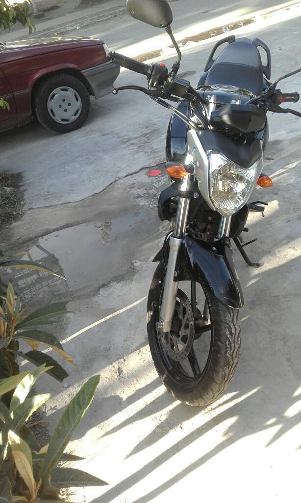 Vendo O Permuto Fz16 2015