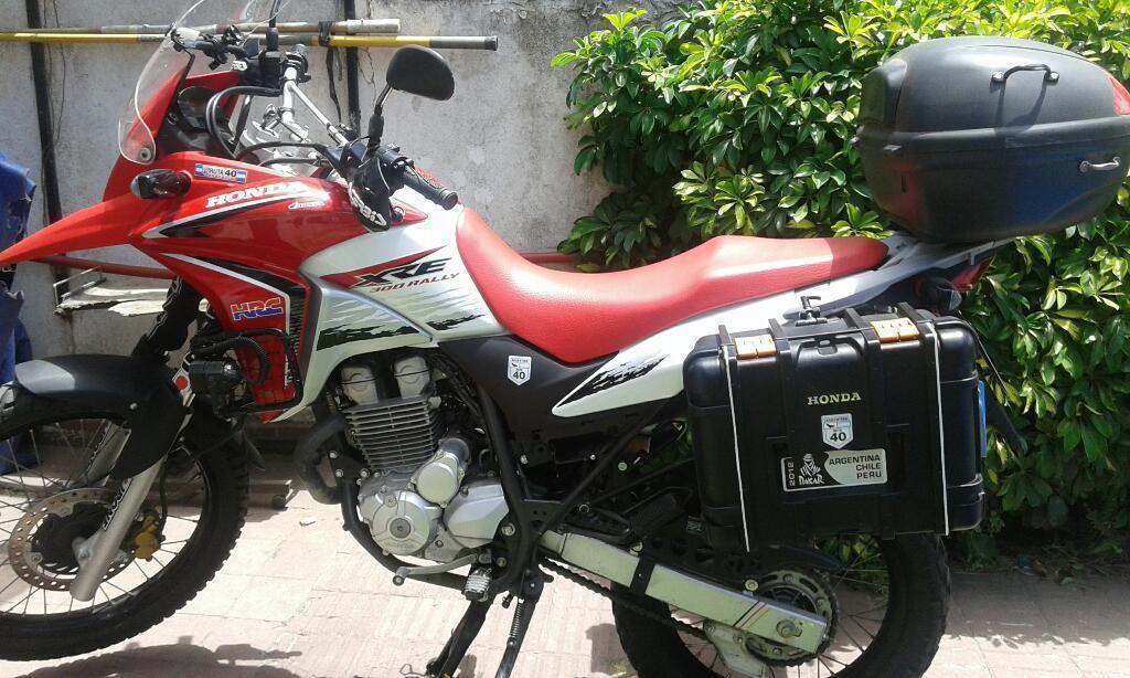 Vendo Honda Xre 300 M 2014 con Accesorio