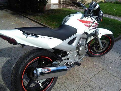 VENDO honda twister permuto por honda wave