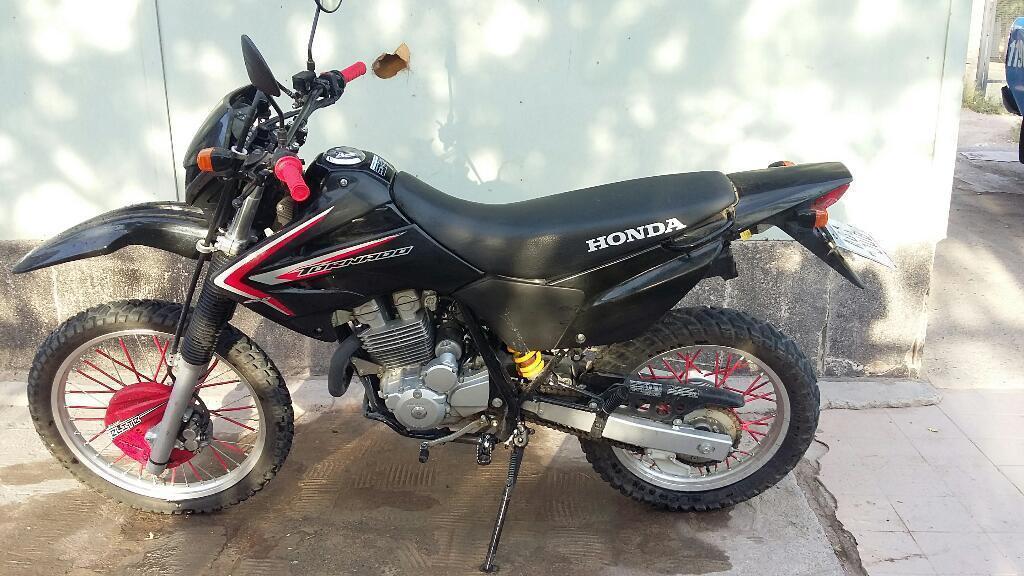 Moto Honda Tornado 250