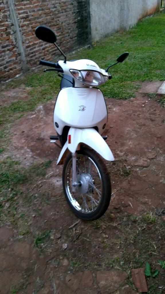 Vendo Moto 2015 Impecable