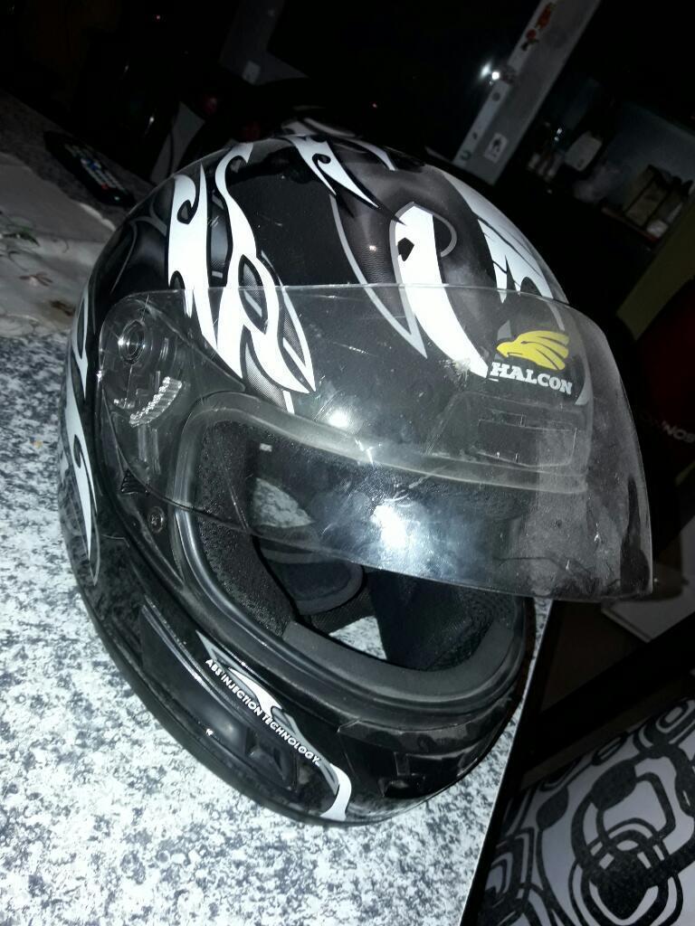 Vendo Casco con Vicera Talle M 58cm