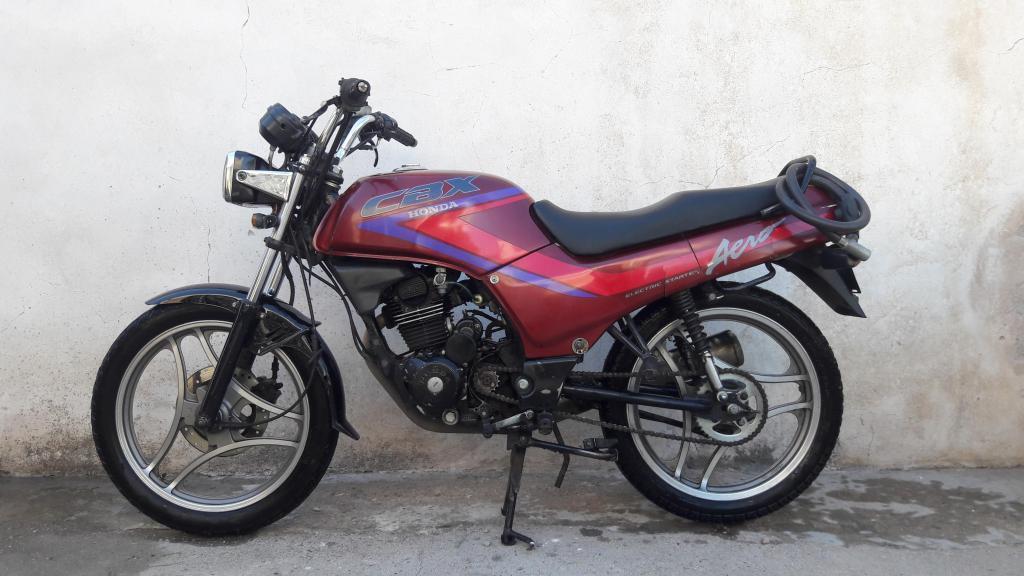 Vendo Moto Honda CBX 150