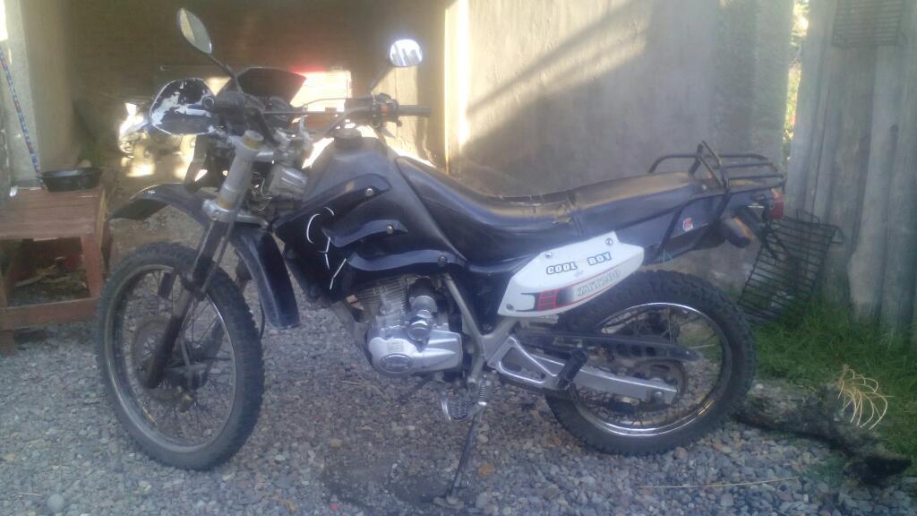 Vendo Moto