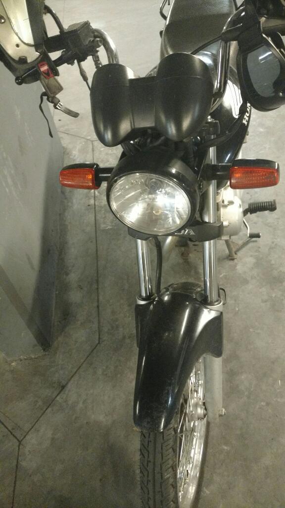 Vendo Honda Cg 150 Modelo 2014