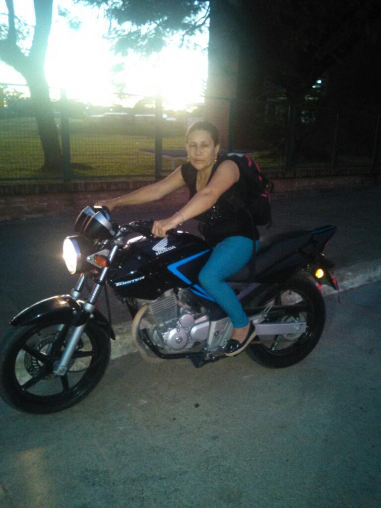 Vendo Moto Honda Twister 250