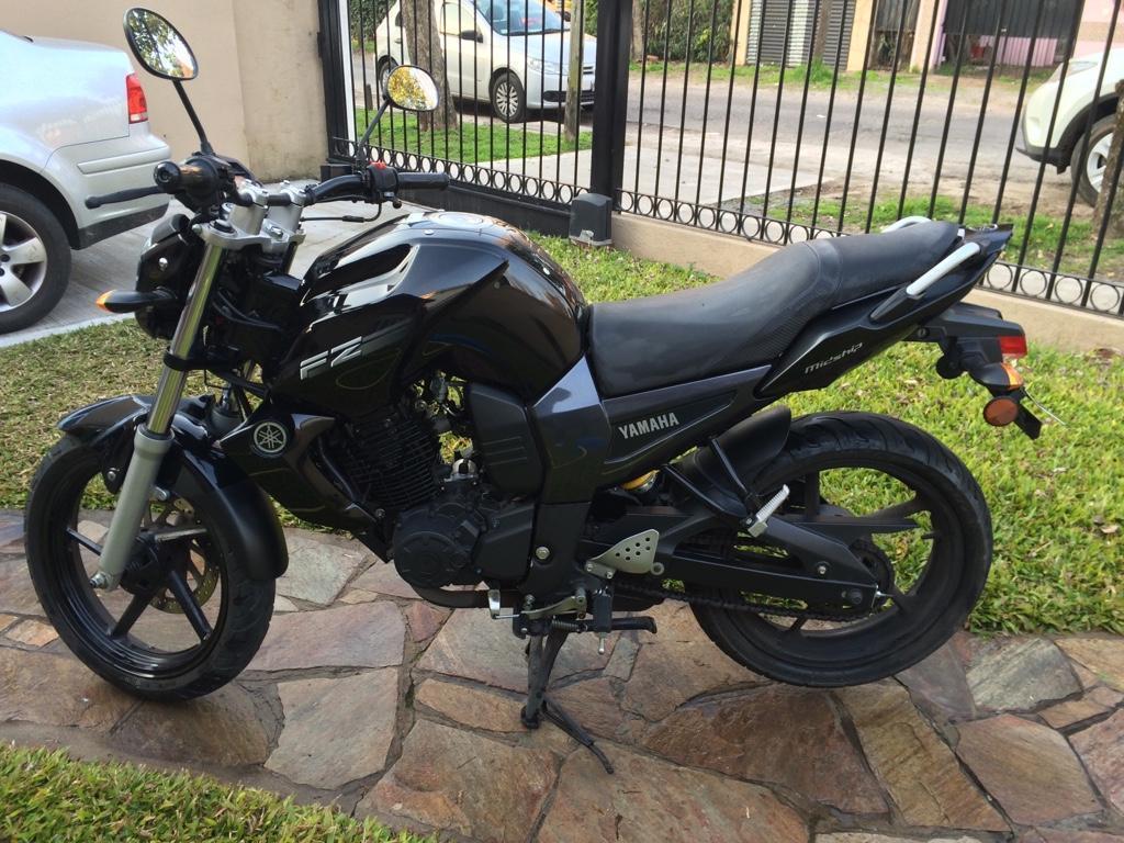 Yamaha FZ 16 Mod 2012 8000 Km