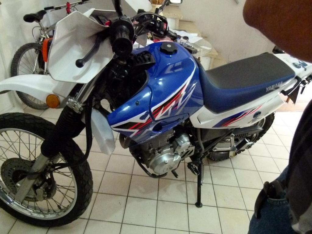 YAMAHA XT600E