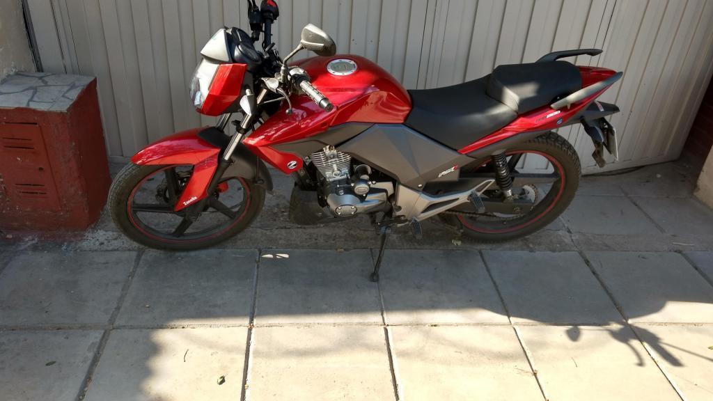 Vendo Urgente mi moto Zanella 200 RX1/2016