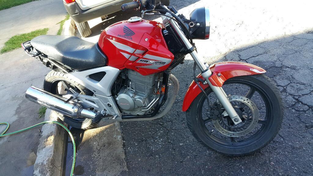 Twister 09 Permuto por Auto O Vendo