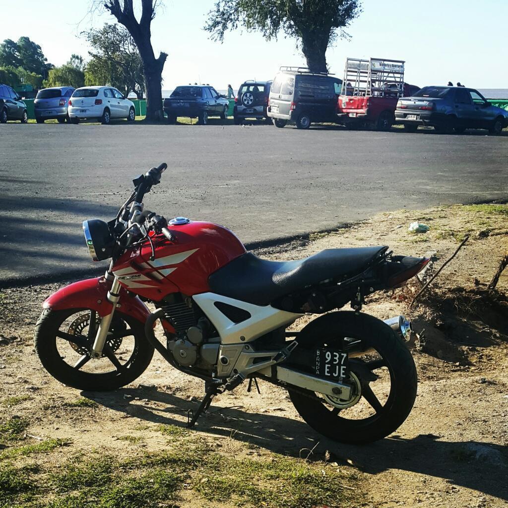 Twister 09 Permuto por Auto O Vendo