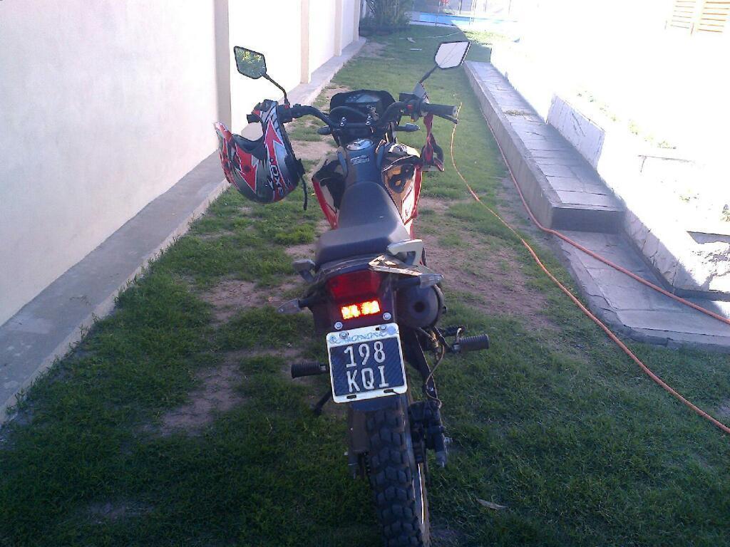 Motomel Skua 250