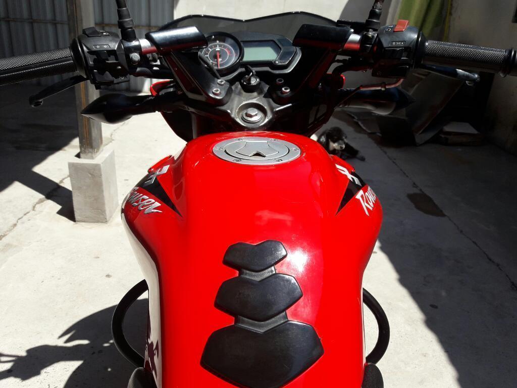 Vendo Rouser 135 Modelo 2013