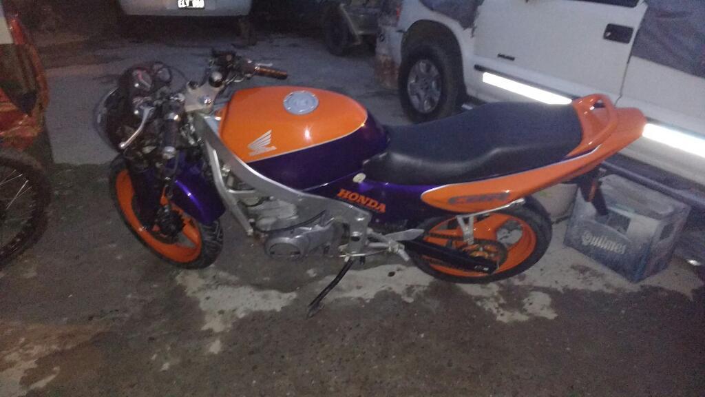 Vendo Honda Cbr 450 Sr Modelo 93