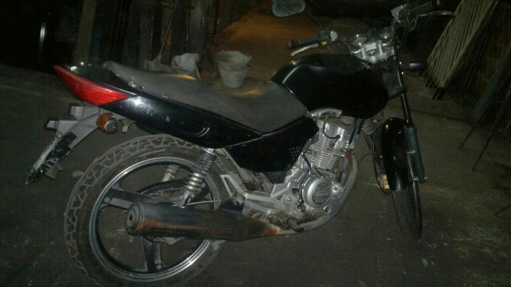 Moto Apia 150