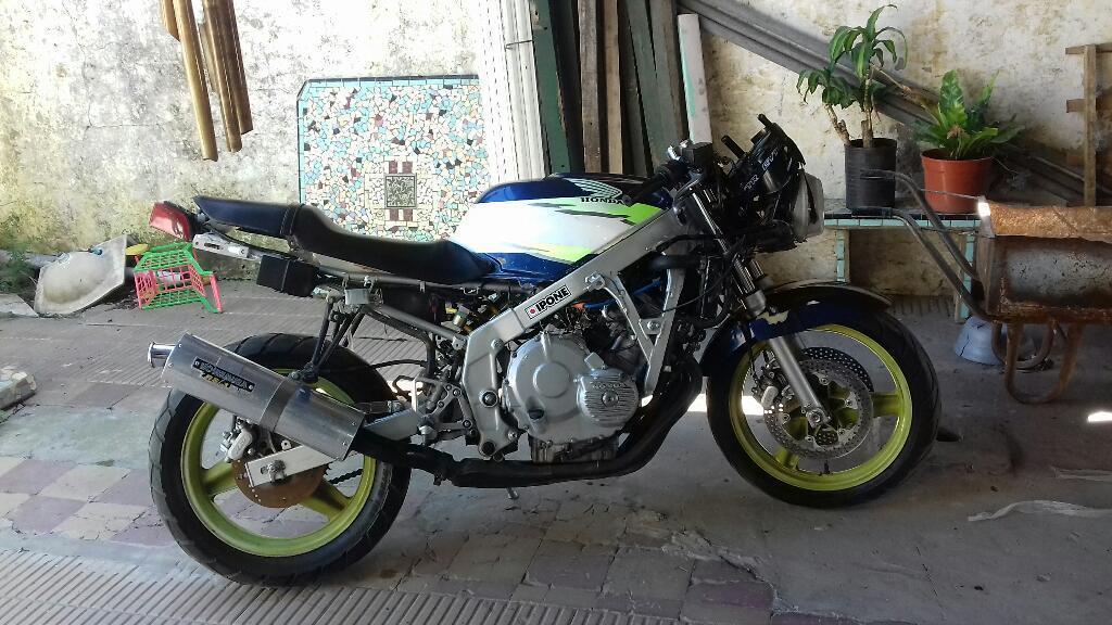 Vendo O Permuto Cbr 600 F1 Titular