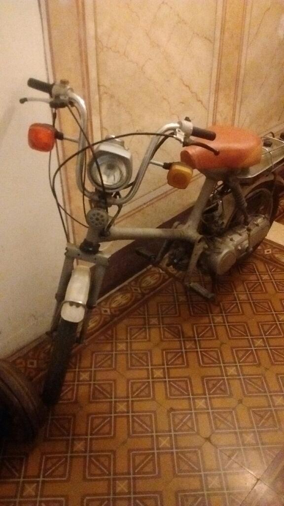 Vendo Moto Honda 88. (colección)