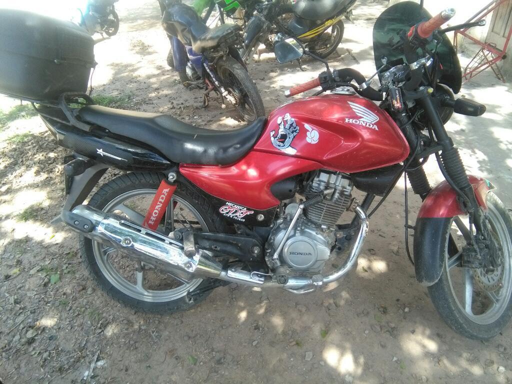 Vendo Honda Storm 125 Mod.2010